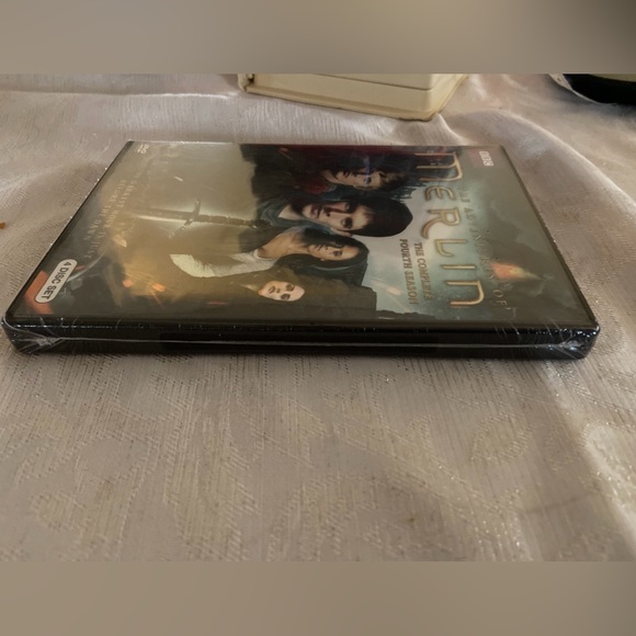 Merlin: The Complete Fourth Season (DVD, 2013, 4-Disc Set) Brand New! - Picture 3 of 4